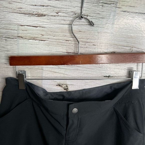The north face skort black shorts size 6 - Picture 3 of 12